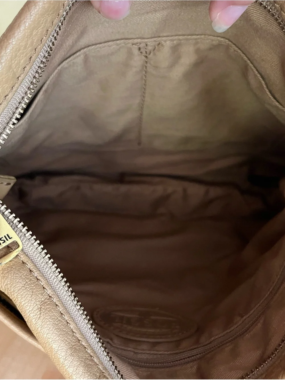 Fossil Preston Convertible Crossbody Bag in camel/tan pebbled leather
